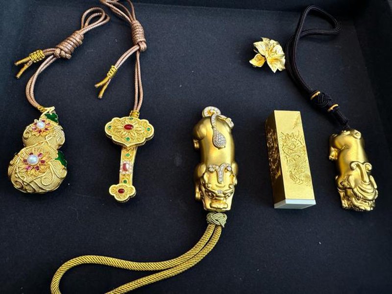 单丝工艺品：精致之路上的精湛艺术